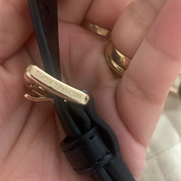 Michael Kors Black and Gold bag strap - Picture 7 of 10